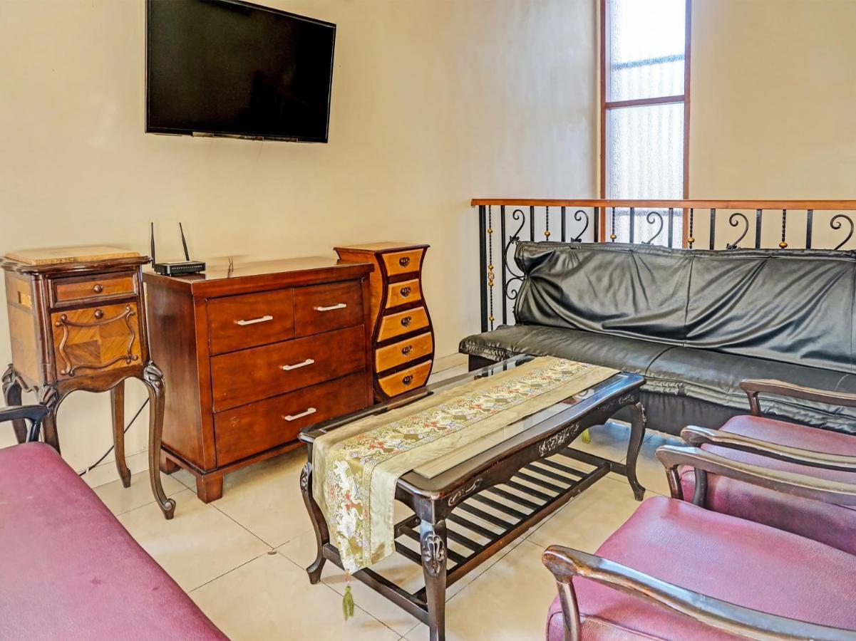 Spot On 91530 Sumpil Syariah Hotel Malang Luaran gambar