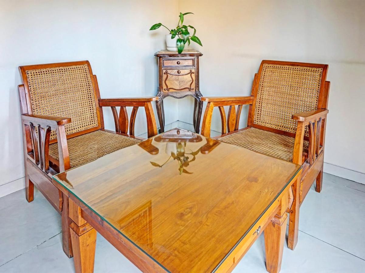 Spot On 91530 Sumpil Syariah Hotel Malang Luaran gambar